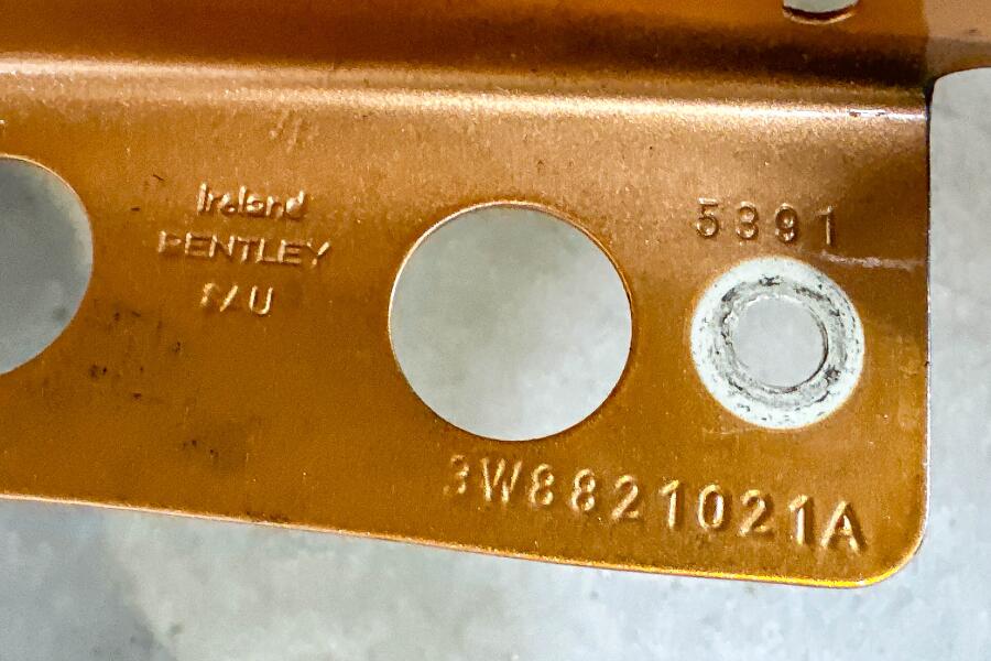 Bentley Continental GT GTC Fender LH, OEM, Part number: 3W8821021