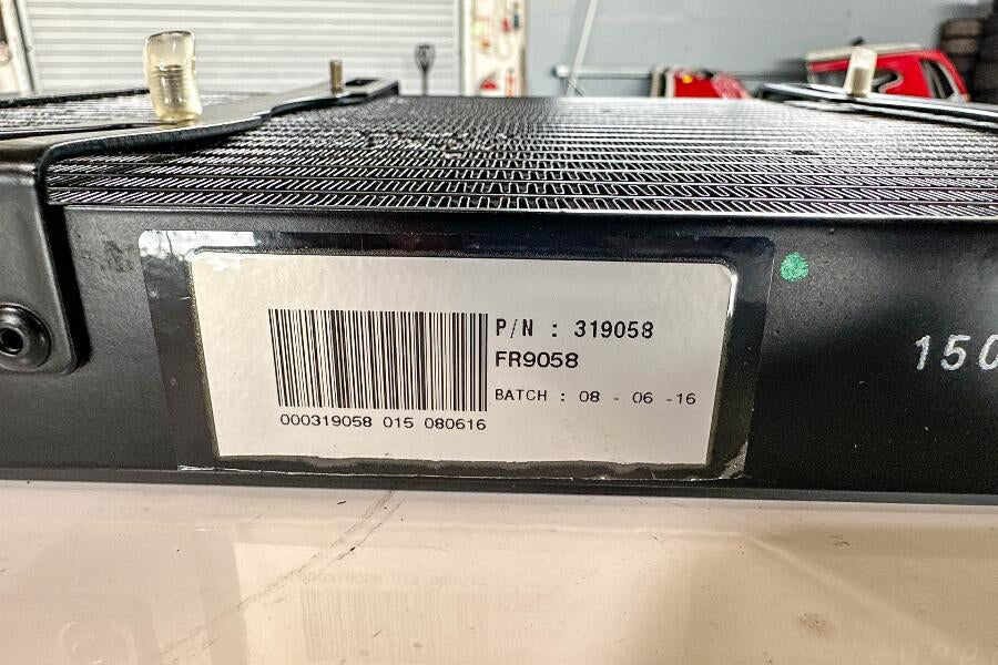 Ferrari GTC4 Lusso Oil Radiator, OEM, Part number: 319058