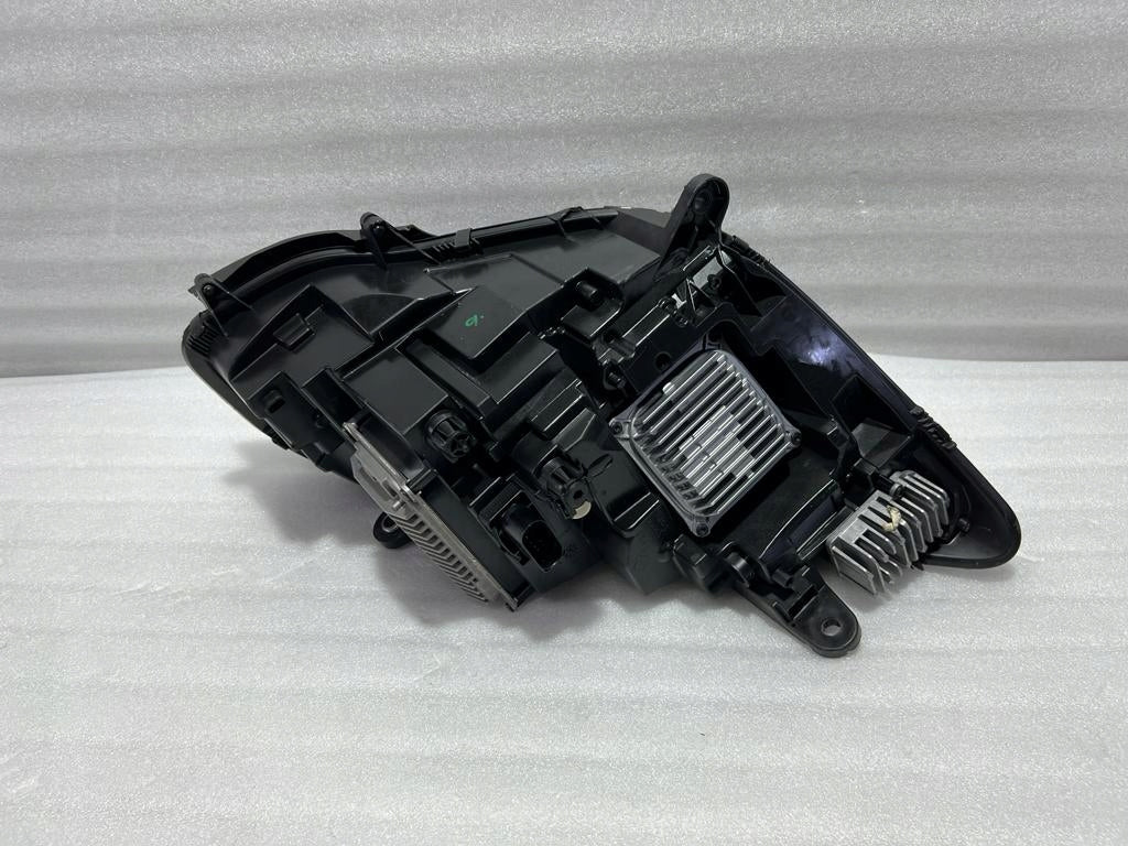 Mercedes Benz AMG GT W190 Complete headlight LH RH, OEM, Part number: A1909069500 A1909069600