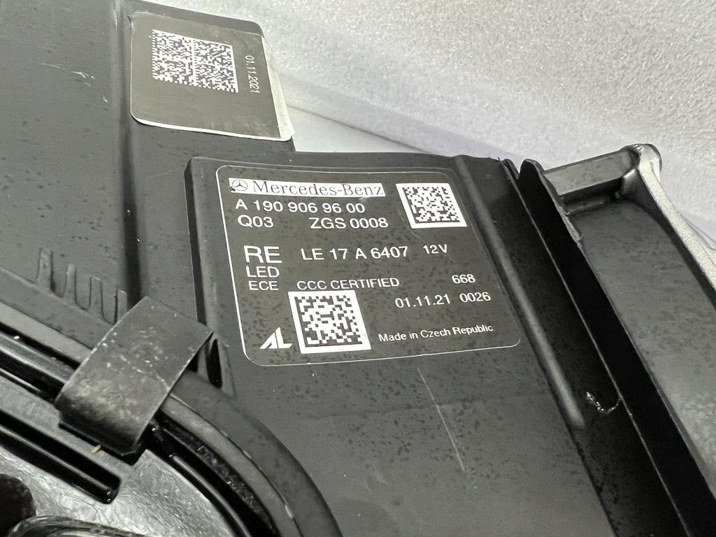 Mercedes Benz AMG GT W190 Complete headlight LH RH, OEM, Part number: A1909069500 A1909069600