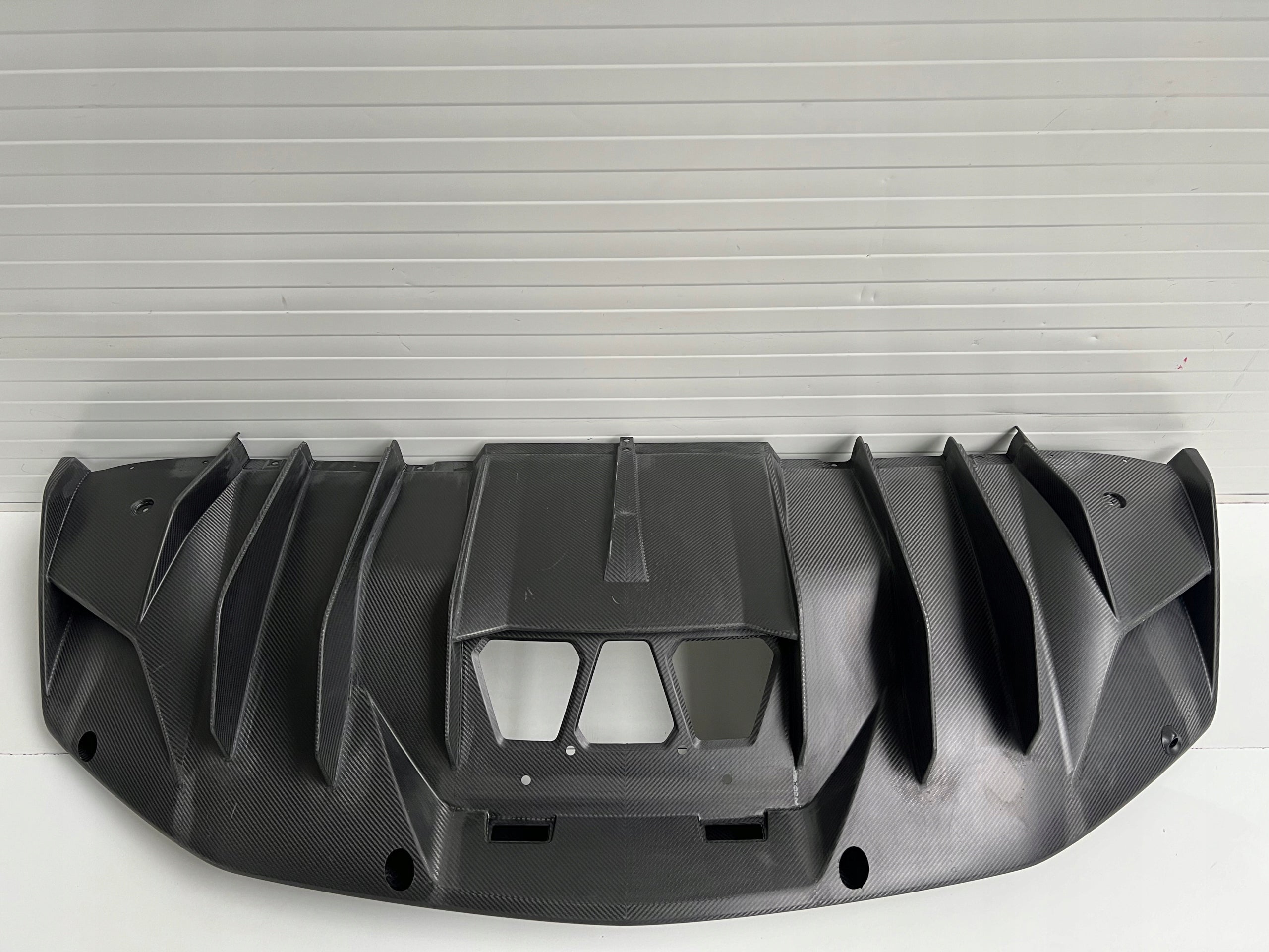 Lamborghini Aventador SVJ Rear diffuser visible carbon Matte finish, O