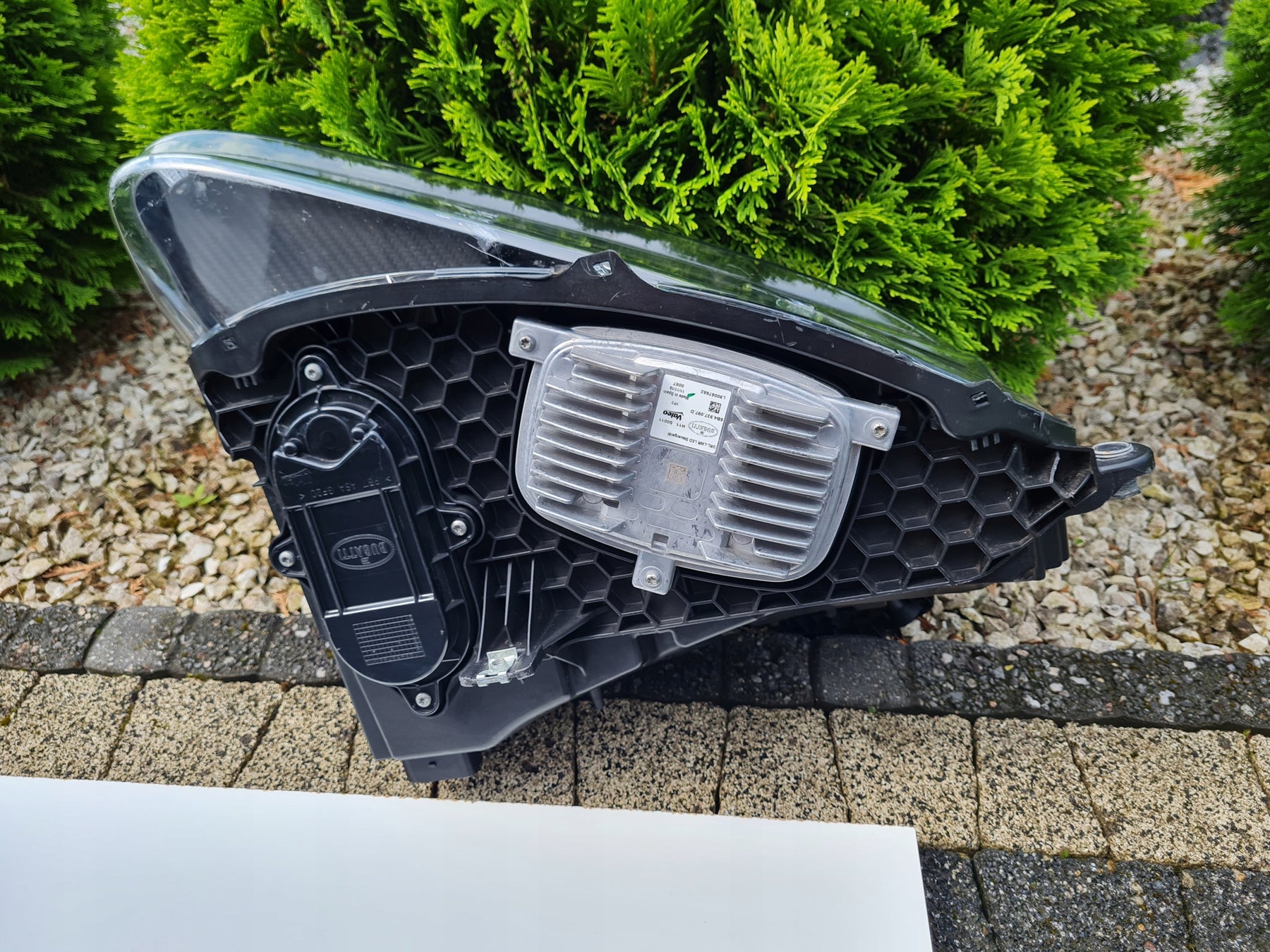 Bugatti Chiron Super sport 300+ headlight, OEM, Part number: 5B4941035D, 5B4941036D