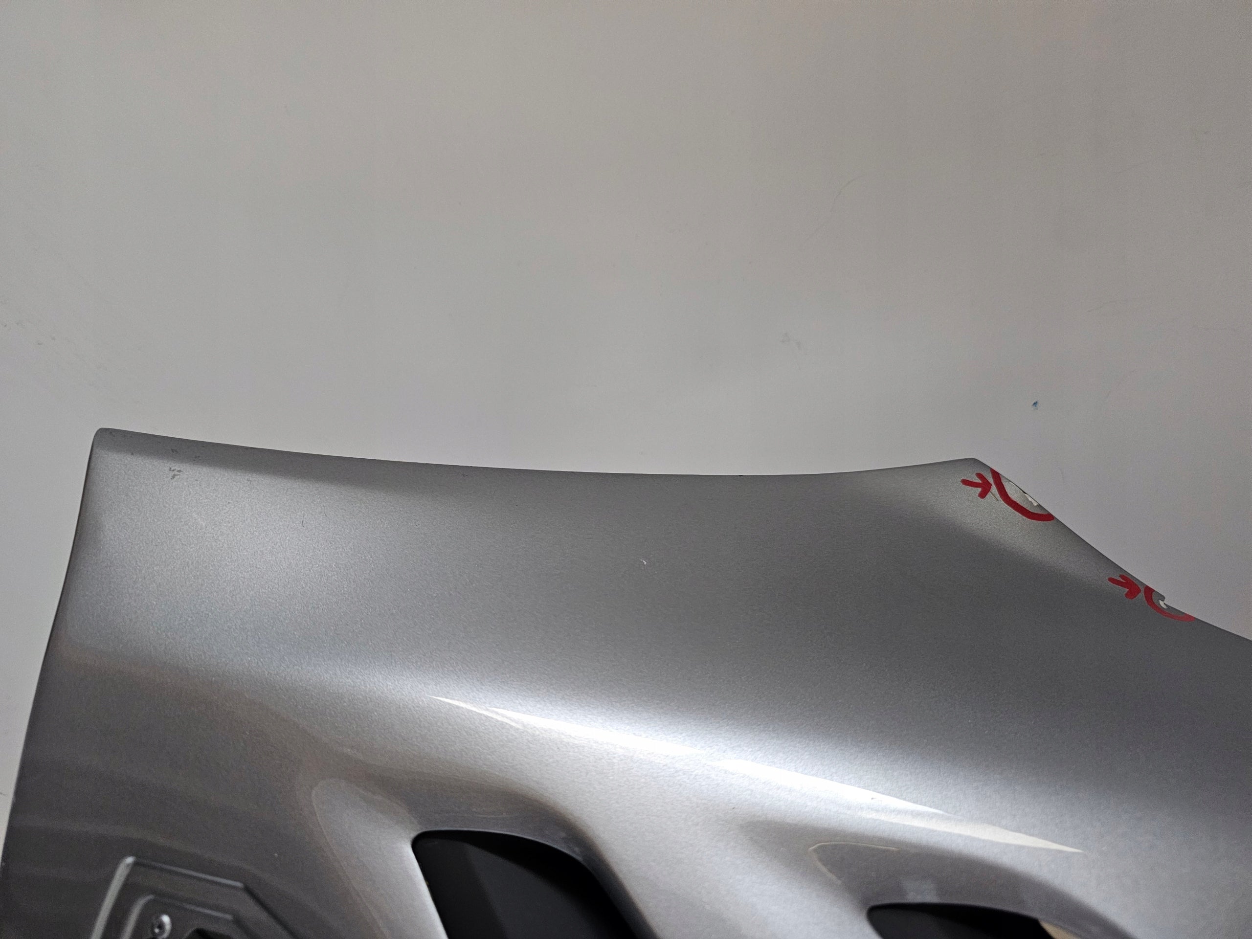 Ferrari SF90xx Stradale Front fender RH OEM