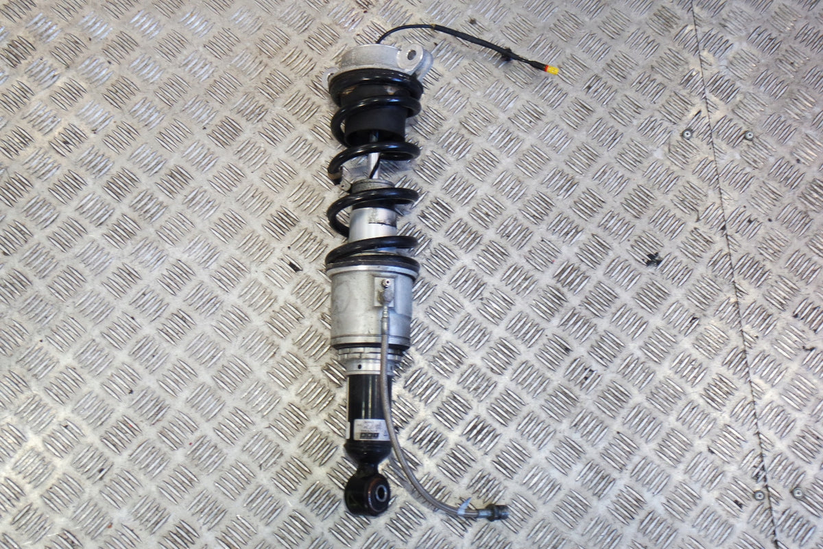 Ferrari 488 PISTA RH Suspension version with LIFT, OEM, Part number: 340843