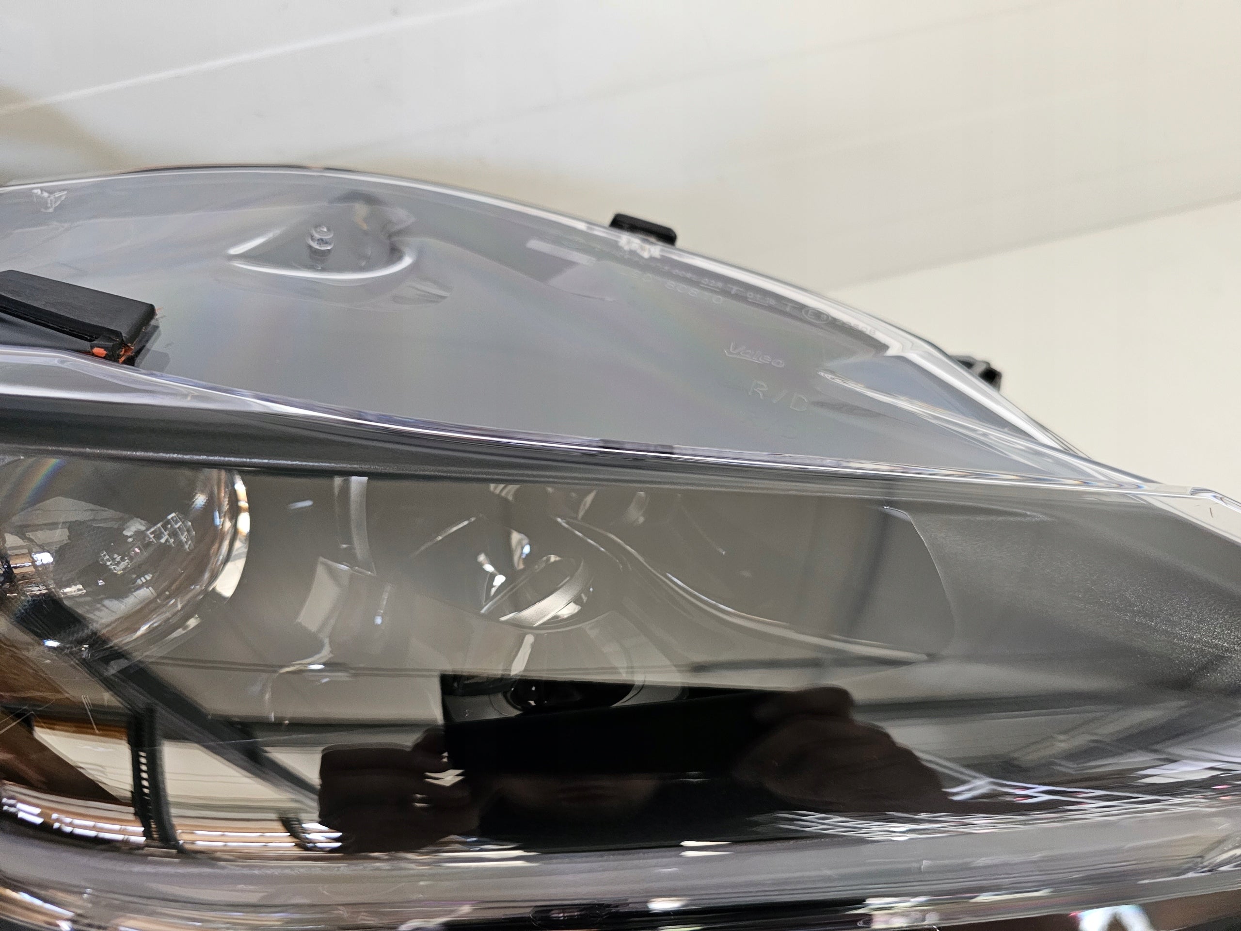 Ferrari F8 Tributo spider RIGHT Headlight, OEM, Part number: 863978