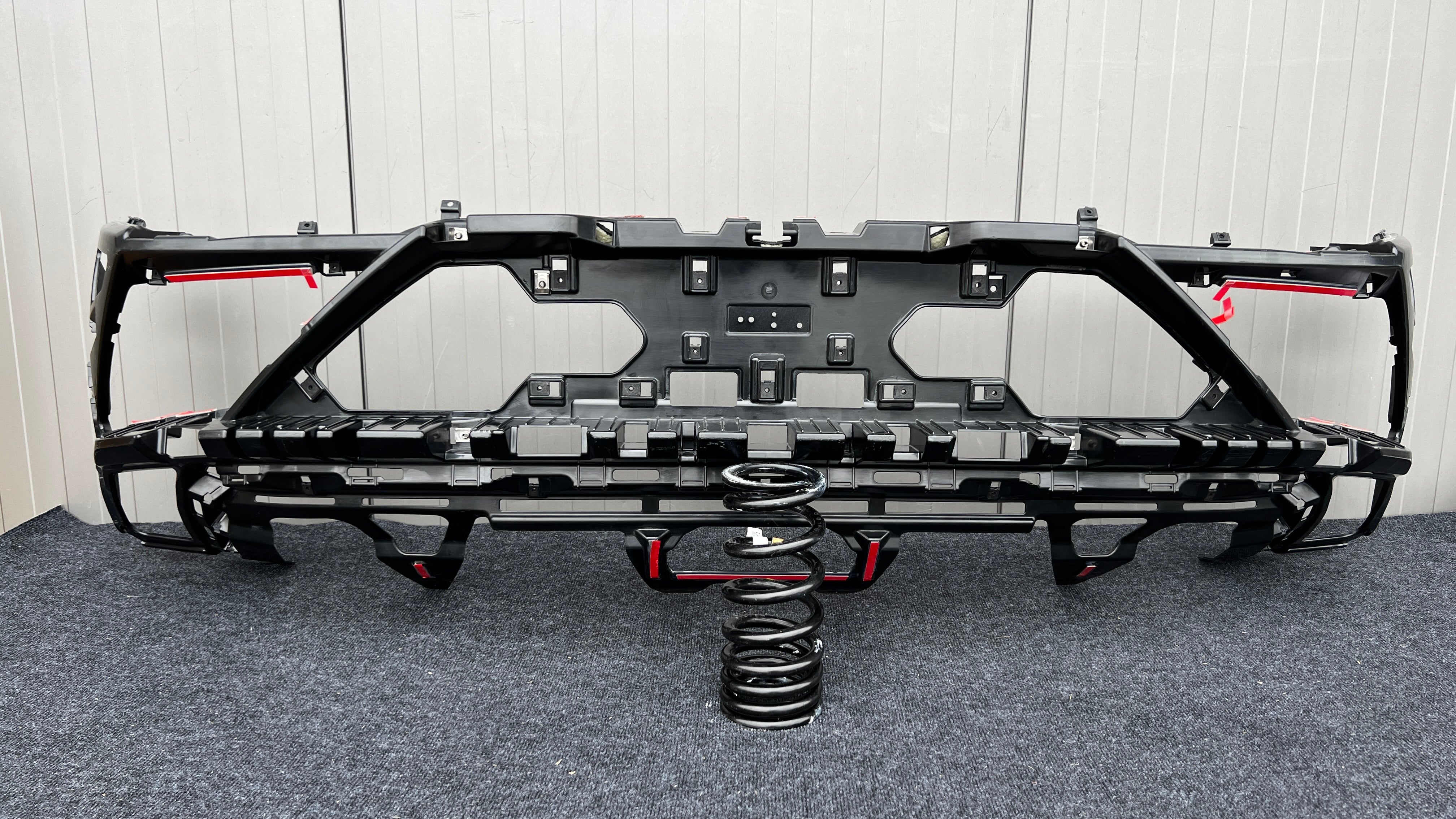 Lamborghini huracan EVO rear bumper reinforcement bracket, OEM, Part number:
