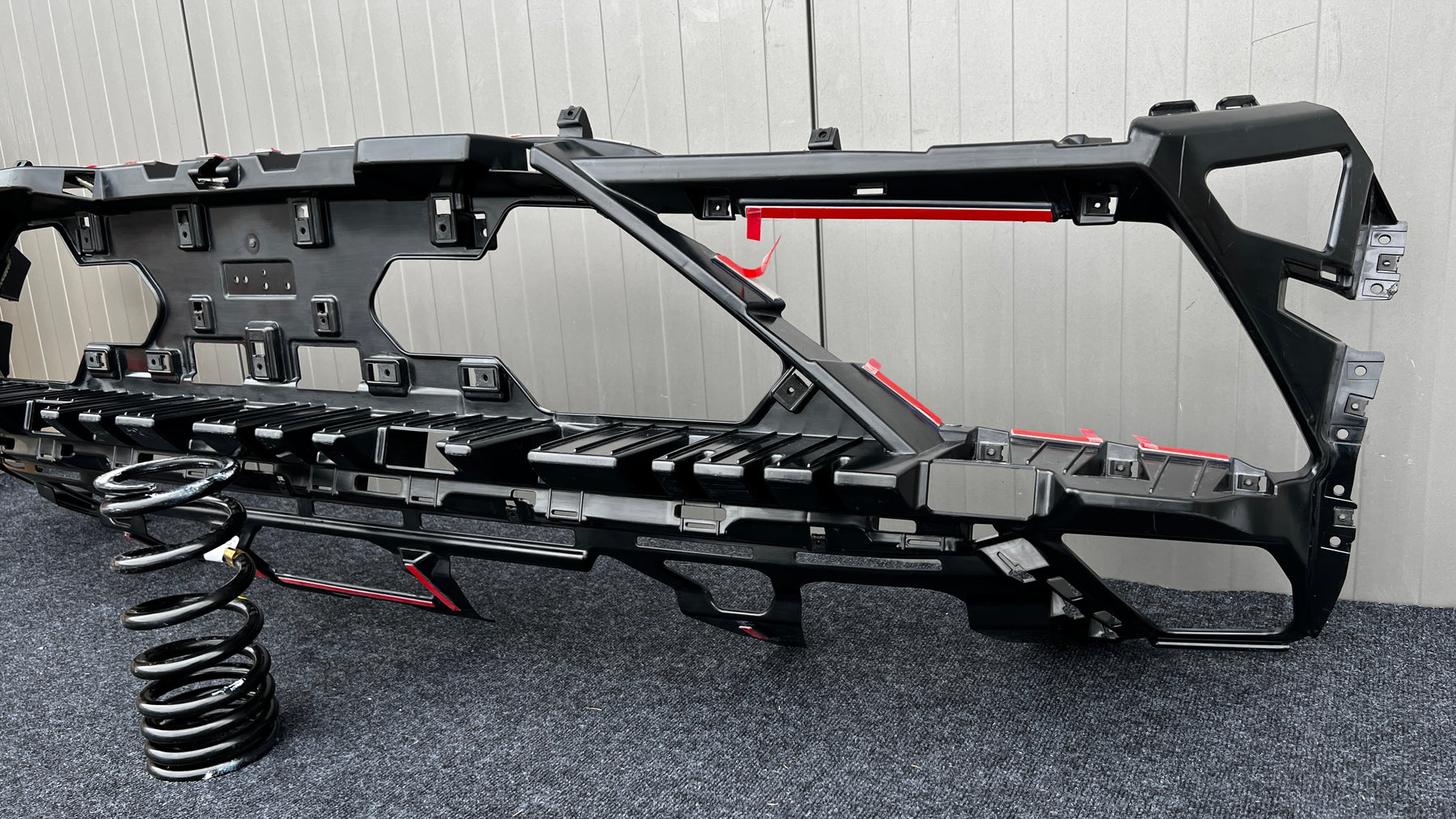 Lamborghini huracan EVO rear bumper reinforcement bracket, OEM, Part number:
