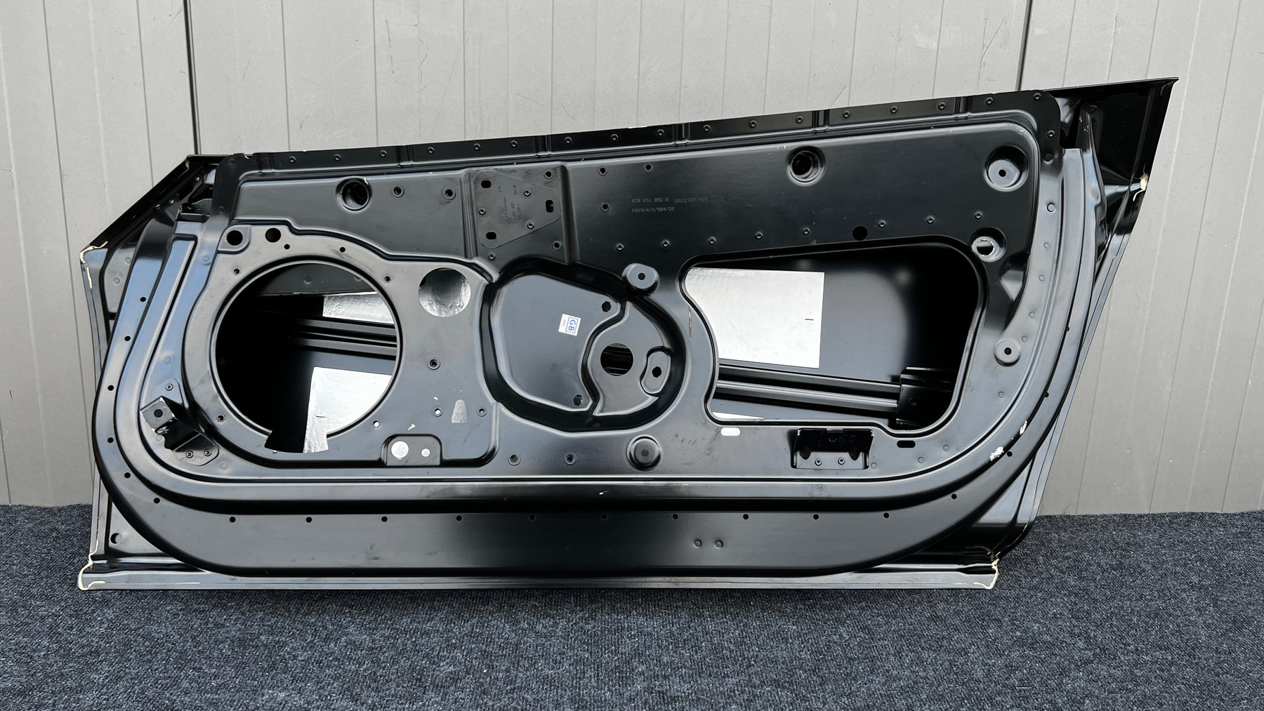 Lamborghini Aventador Door RH Black painted, OEM, Part number: 470831052G