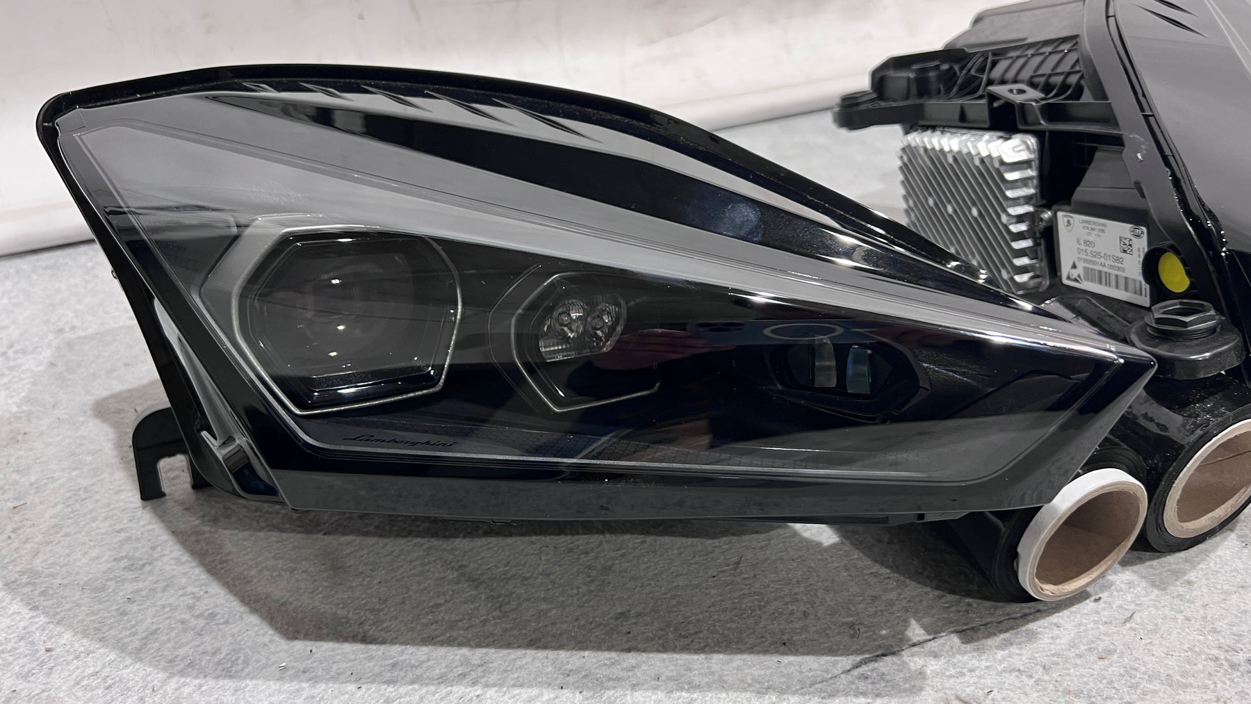 Lamborghini REVUELTO headlight L + R, OEM, Part number: 47A941035, 47A941036