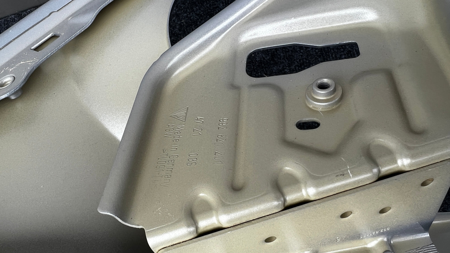Porsche 992 Turbo S Fender or wing trim, L + R, OEM, Part number: 992821101Y, 992821102Y