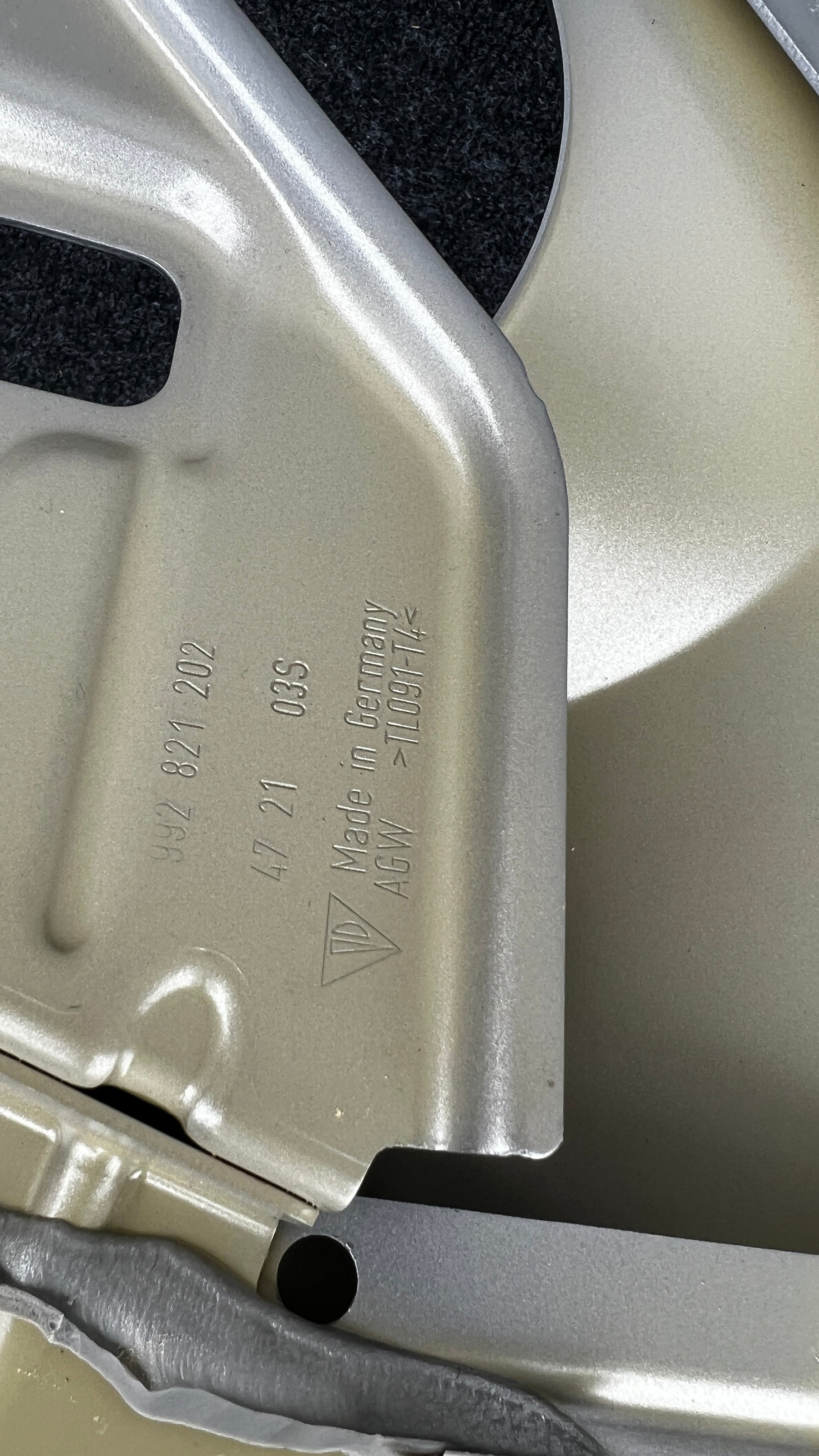 Porsche 992 Turbo S Fender or wing trim, L + R, OEM, Part number: 992821101Y, 992821102Y