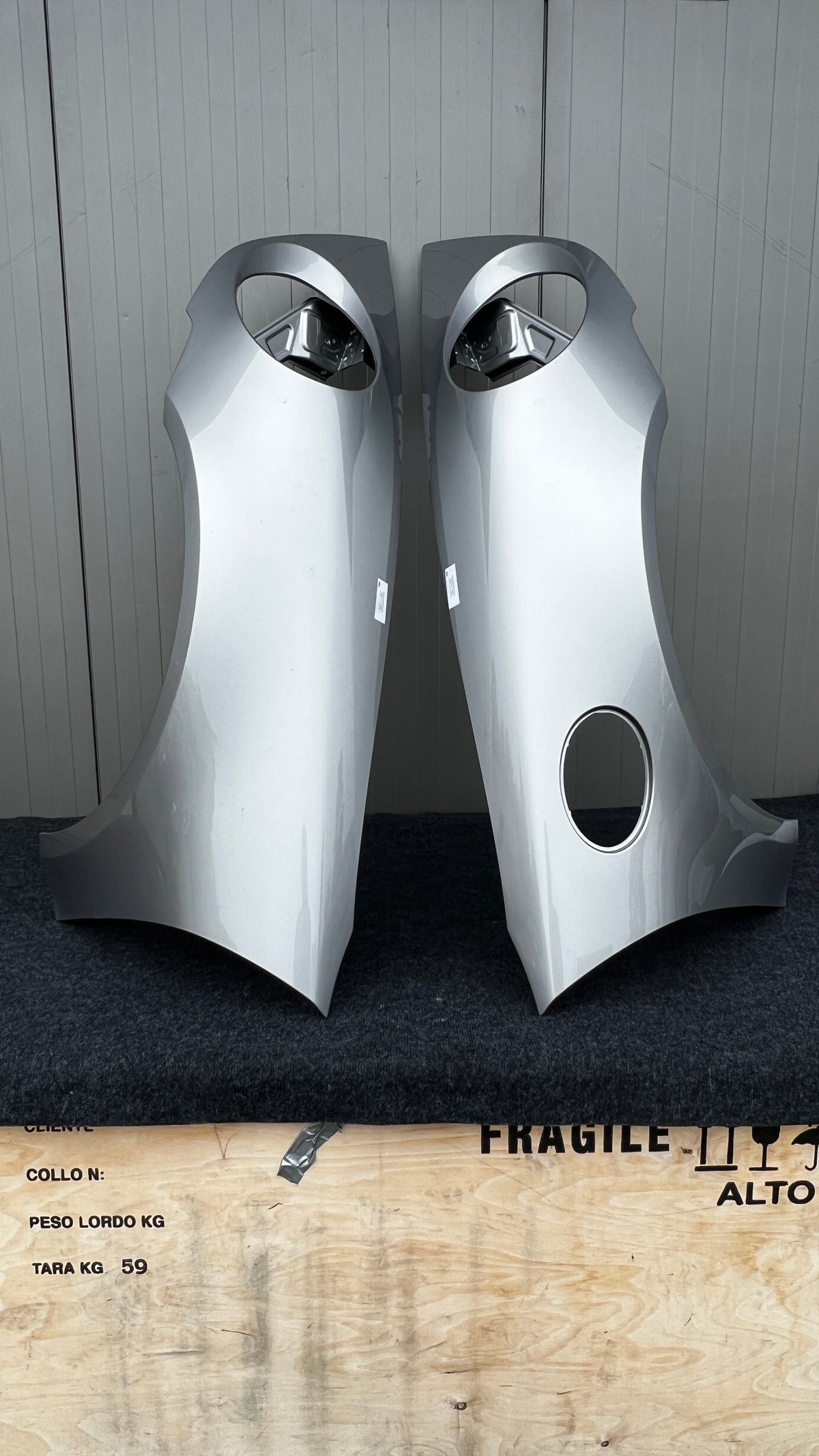 Porsche 992 Turbo S Fender or wing trim, L + R, OEM, Part number: 992821101Y, 992821102Y