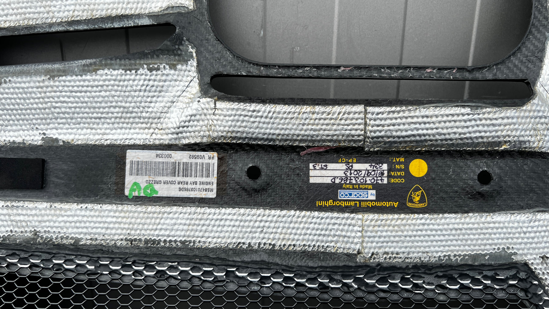 Lamborghini Aventador Engine cover bay CF marmitta, OEM, Part number: 470103786D
