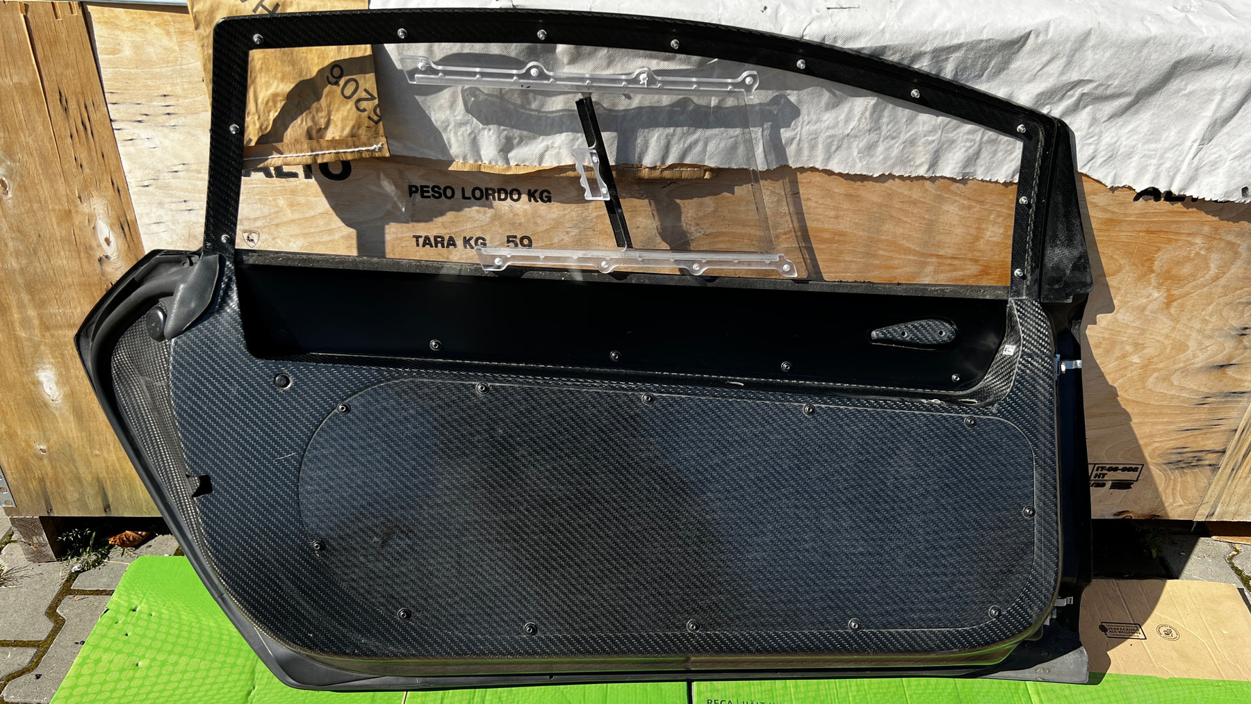 Lamborghini Huracan GT3 EVO Carbon fiber door complete LH, OEM, Part number: 4TA837157