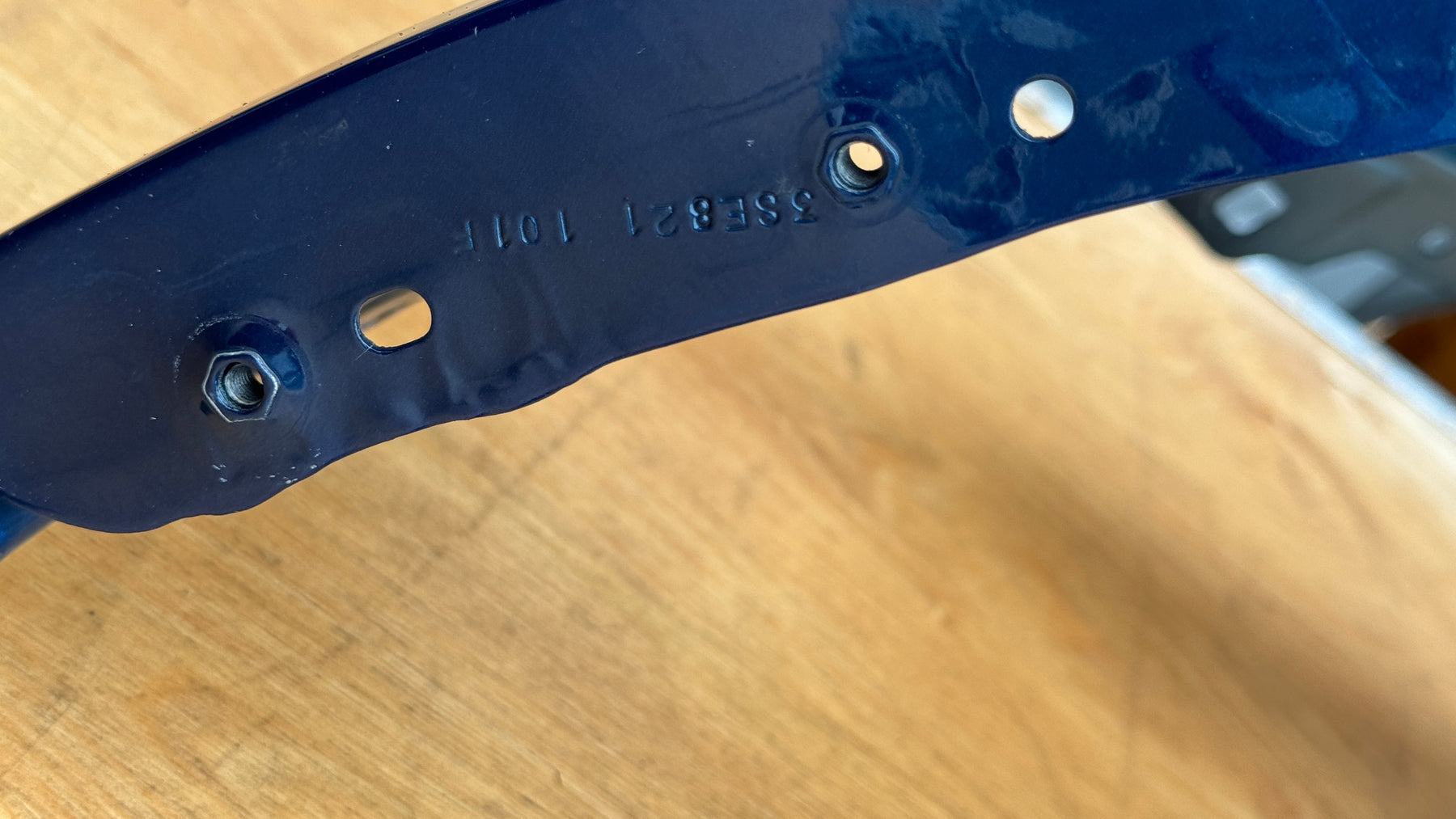 Bentley Flying Spur 2023 Fender LH side, OEM, Part number: