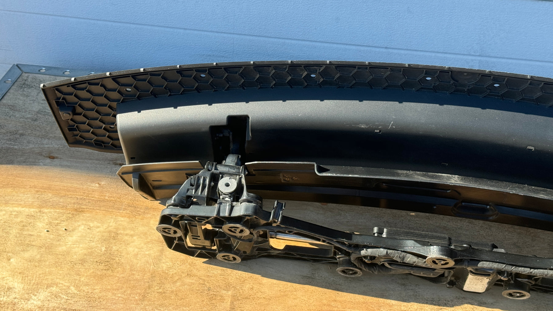 Porsche 911 992 Carrera S Rear Spoiler mechanism complete, OEM, Part number: 9P1959944B