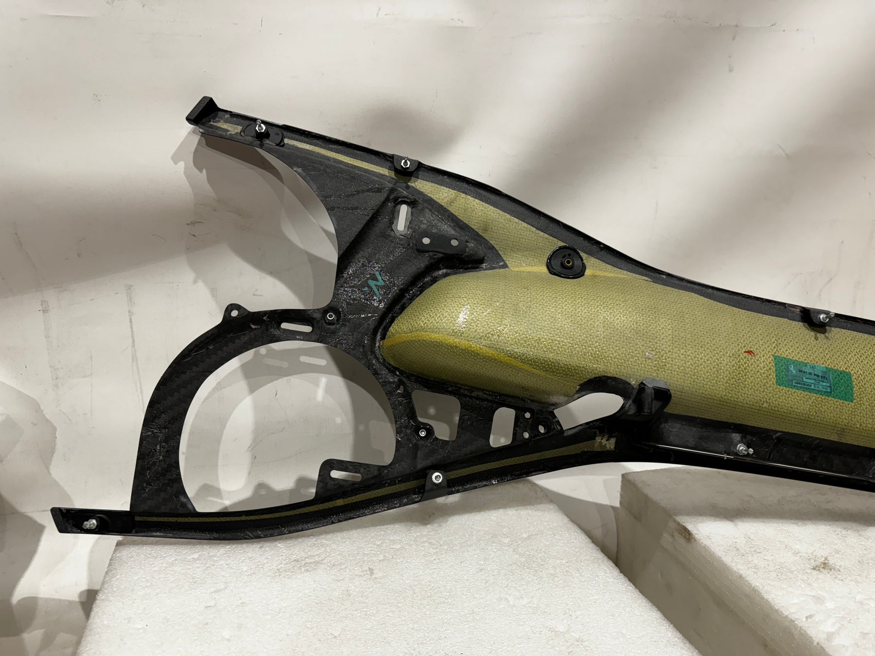 Ferrari 812 Superfast GTS LH Central Medalion Door Carbon, OEM, Part number: 88928300 775511