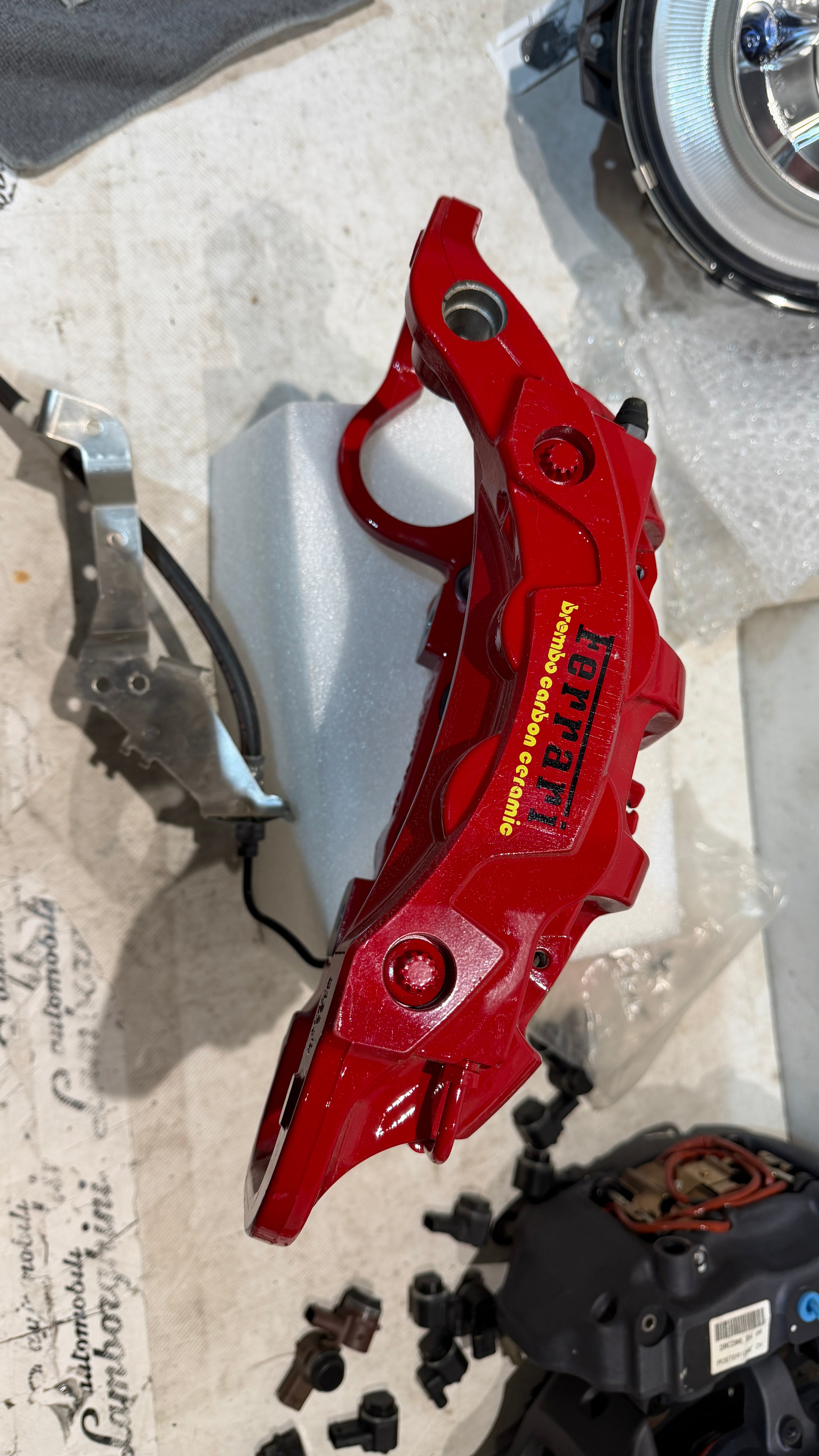 Ferrari 488 GTB Spider Brake Caliper REAR LEFT, OEM, Part number: 20B93206