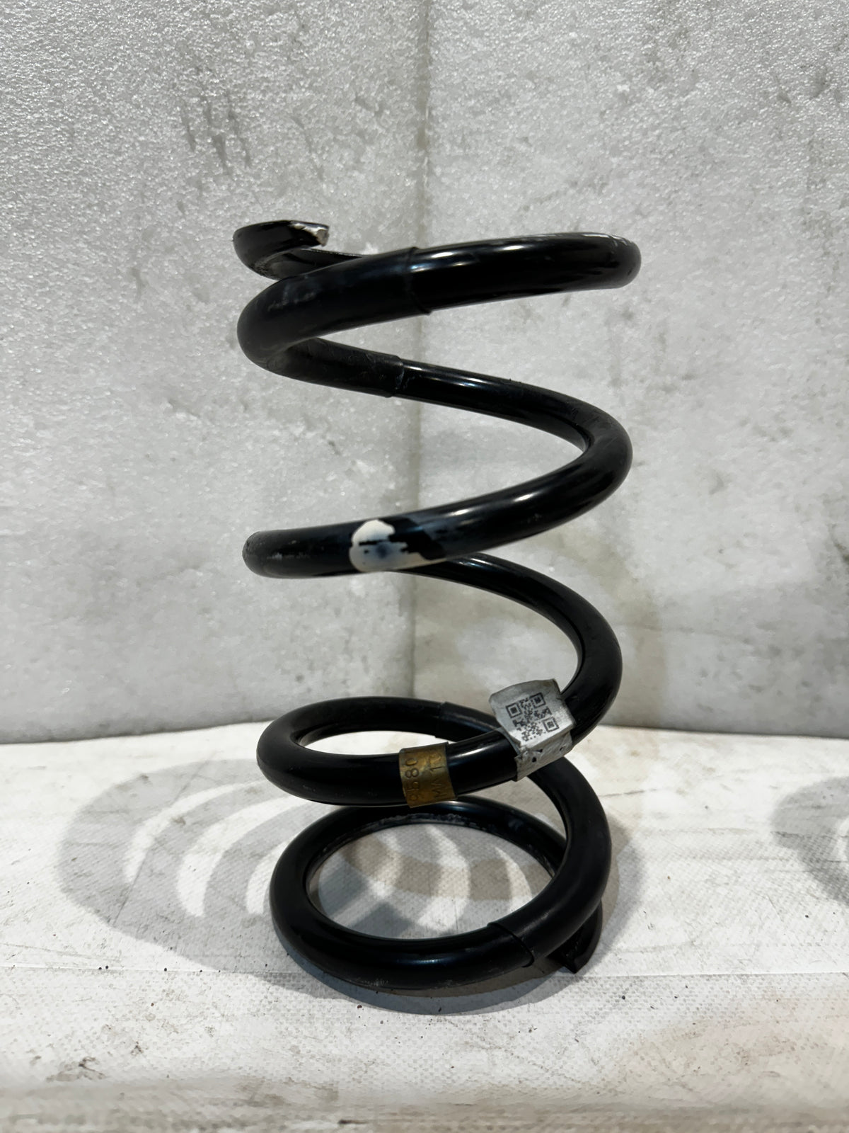 Ferrari SF90 Stradale Front suspension spring OEM, Part number: 958077 778460