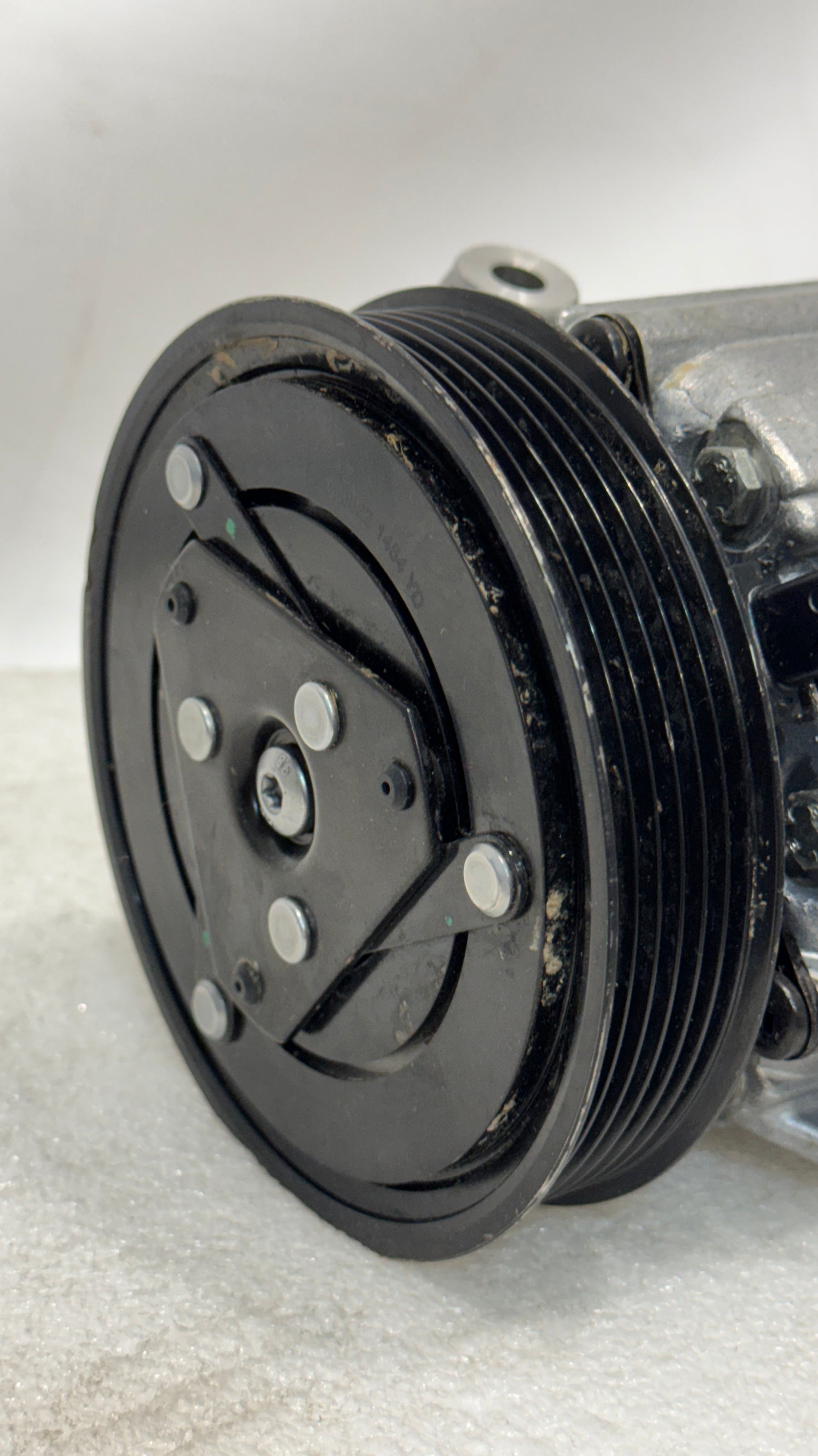 Maserati LEVANTE 3.8 V8 PETROL A/C AIR CON COMPRESSOR Pump OEM, Part number: 954109