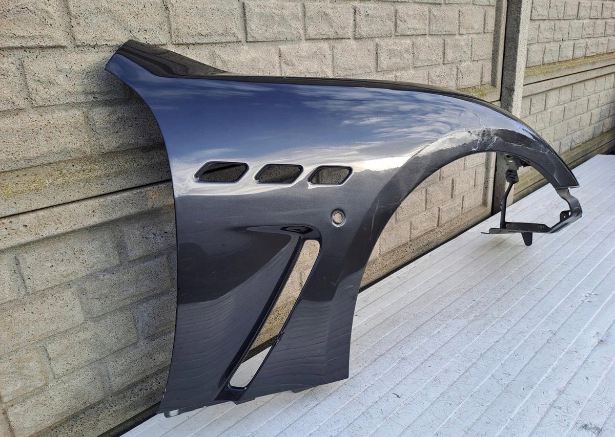 Maserati Granturismo MC Stradale Fender RIGHT side, Part number: