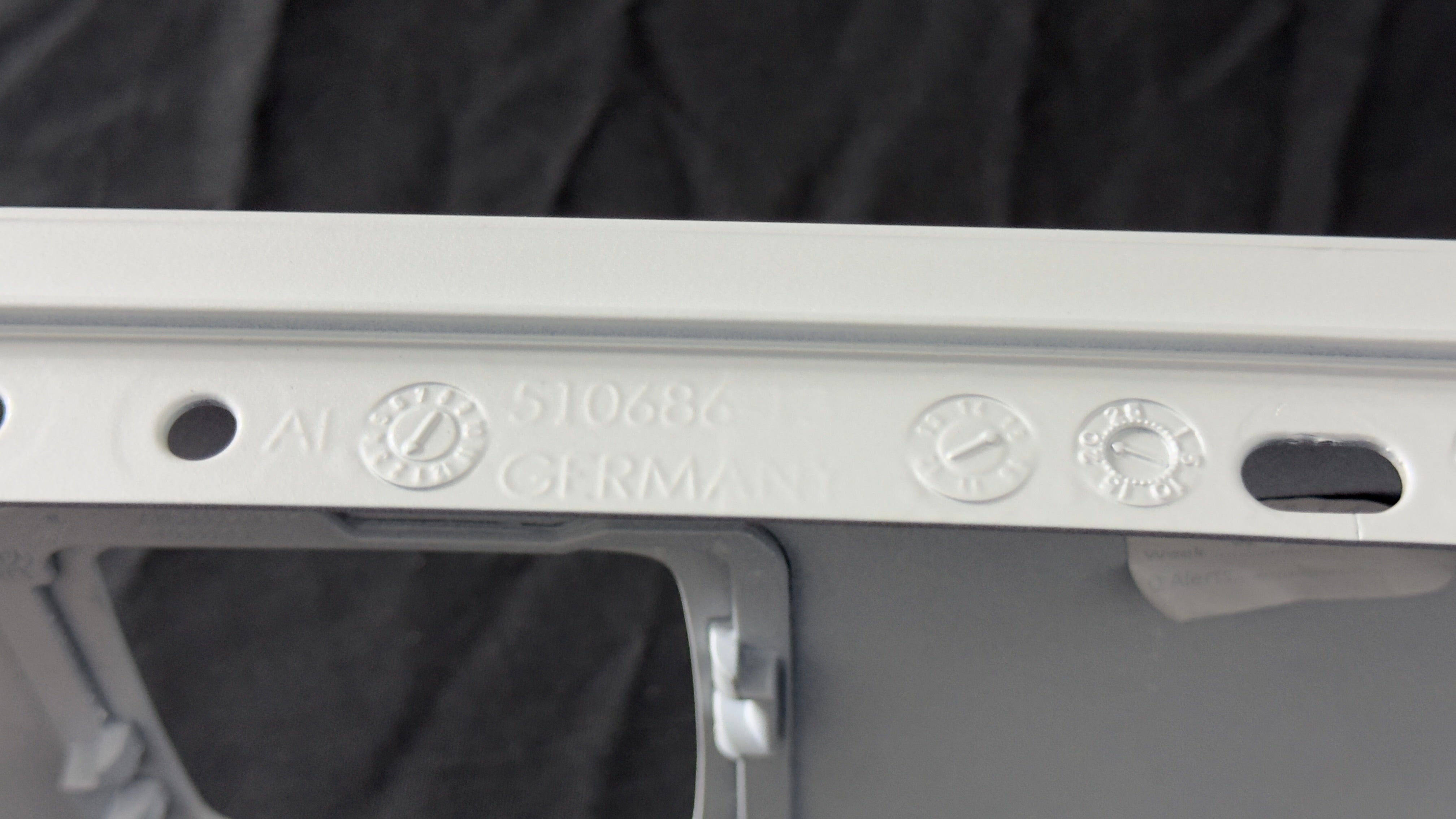 Rolls Royce Dawn Wraith Front Grill cover before facelift model, OEM, Part number: 5111 7301352