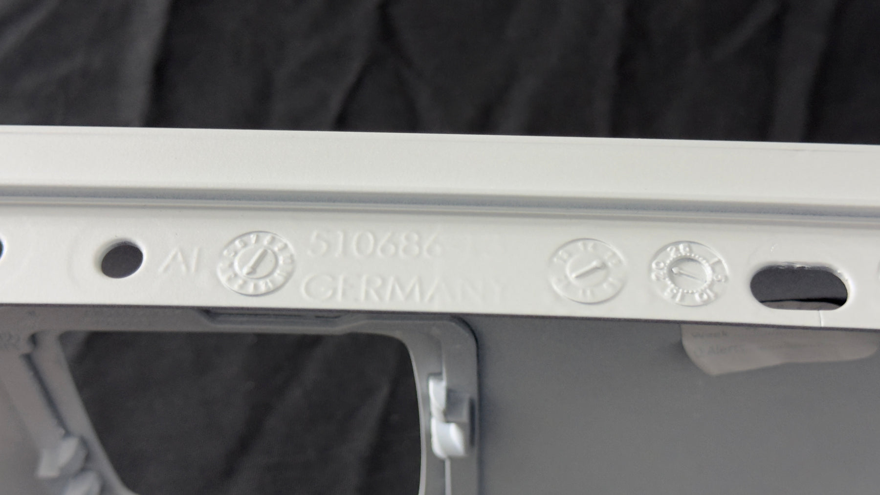 Rolls Royce Dawn Wraith Front Grill cover before facelift model, OEM, Part number: 5111 7301352
