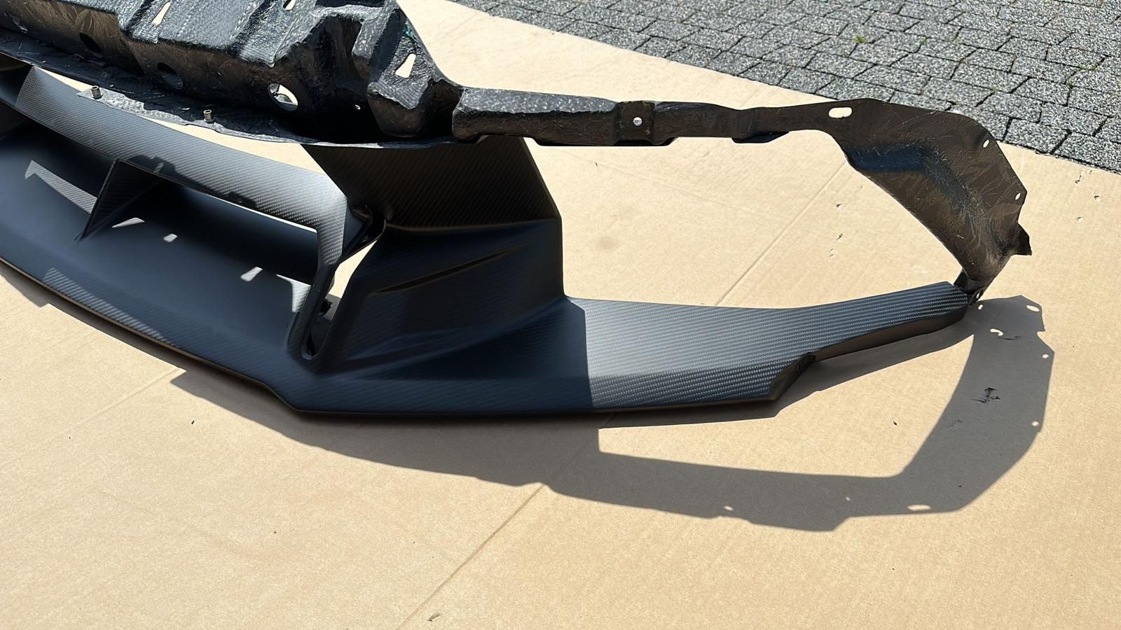 Lamborghini Huracan STO Front Spoiler bumper, OEM, Part number: 4T3807059B 4T3807059A