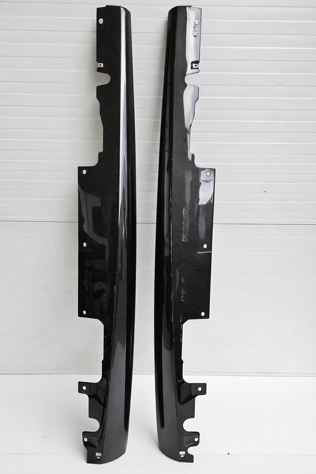 Ferrari ROMA F169 side skirts Carbon fiber, OEM, Part number: 927061, 927060