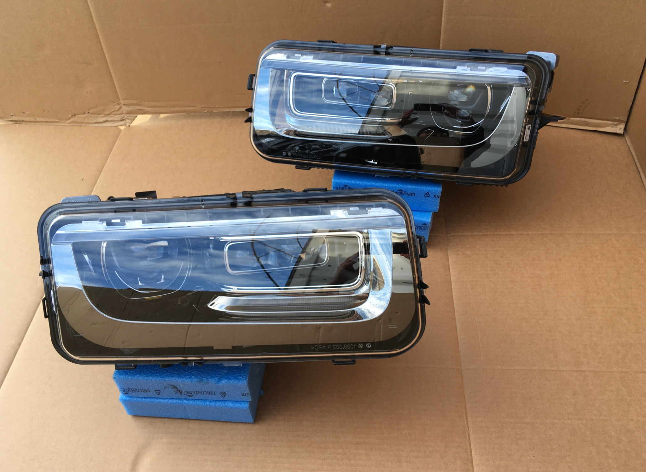 Rolls Royce Phantom 2023 Starlight headlight L + R, OEM, Part number: 63115A19701, 63115A19702