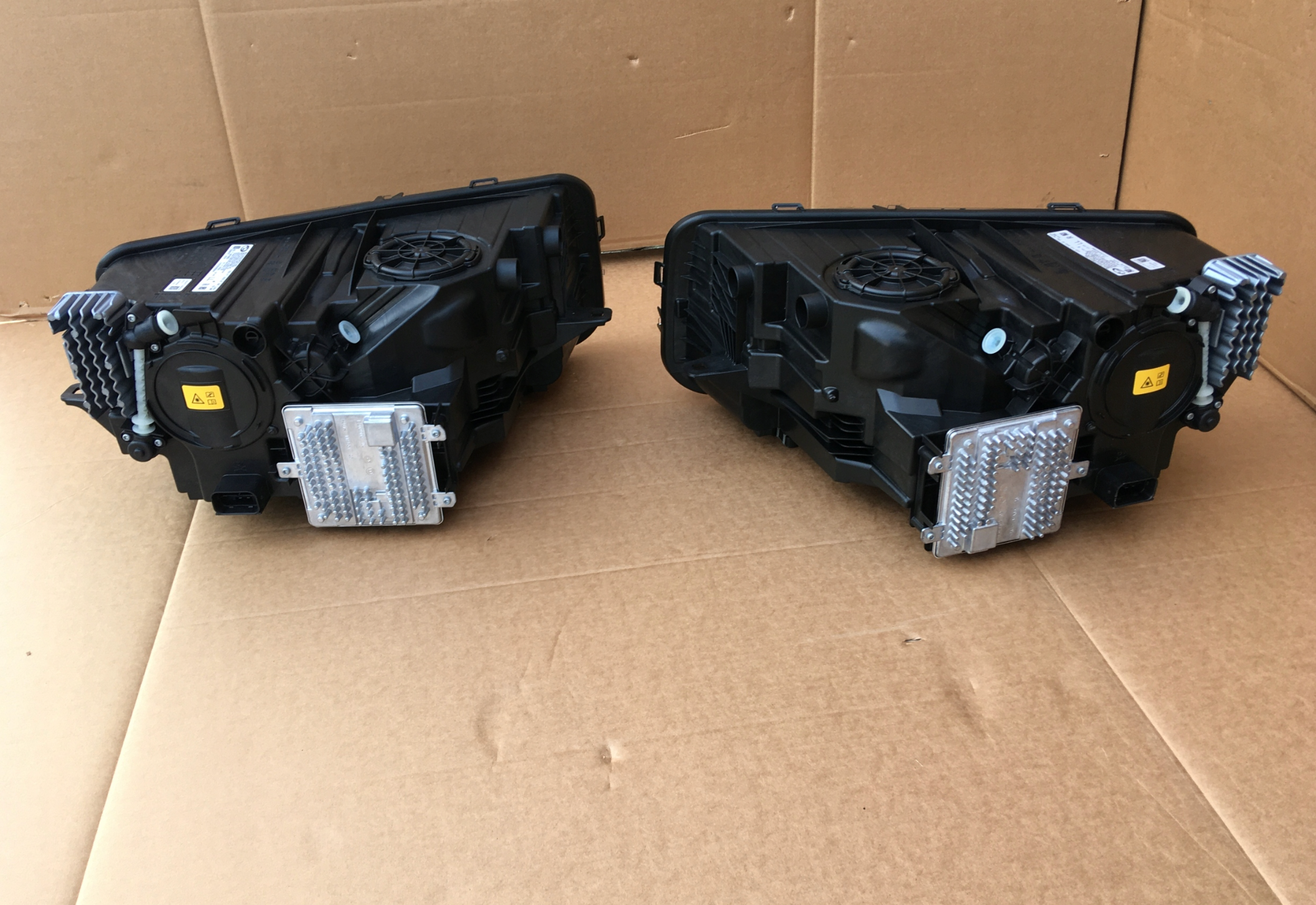 Rolls Royce Phantom 2023 Starlight headlight L + R, OEM, Part number: 63115A19701, 63115A19702