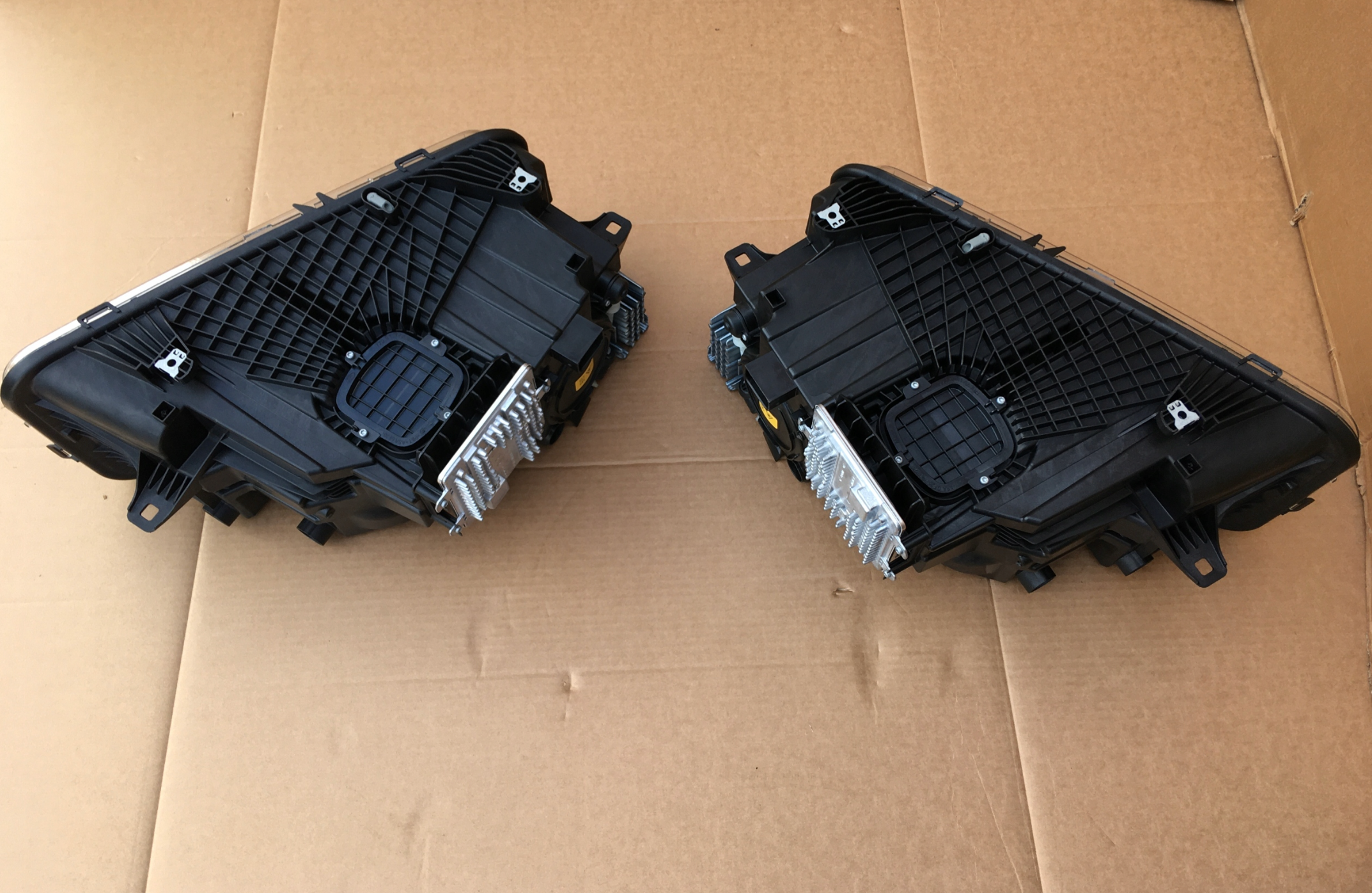 Rolls Royce Phantom 2023 Starlight headlight L + R, OEM, Part number: 63115A19701, 63115A19702