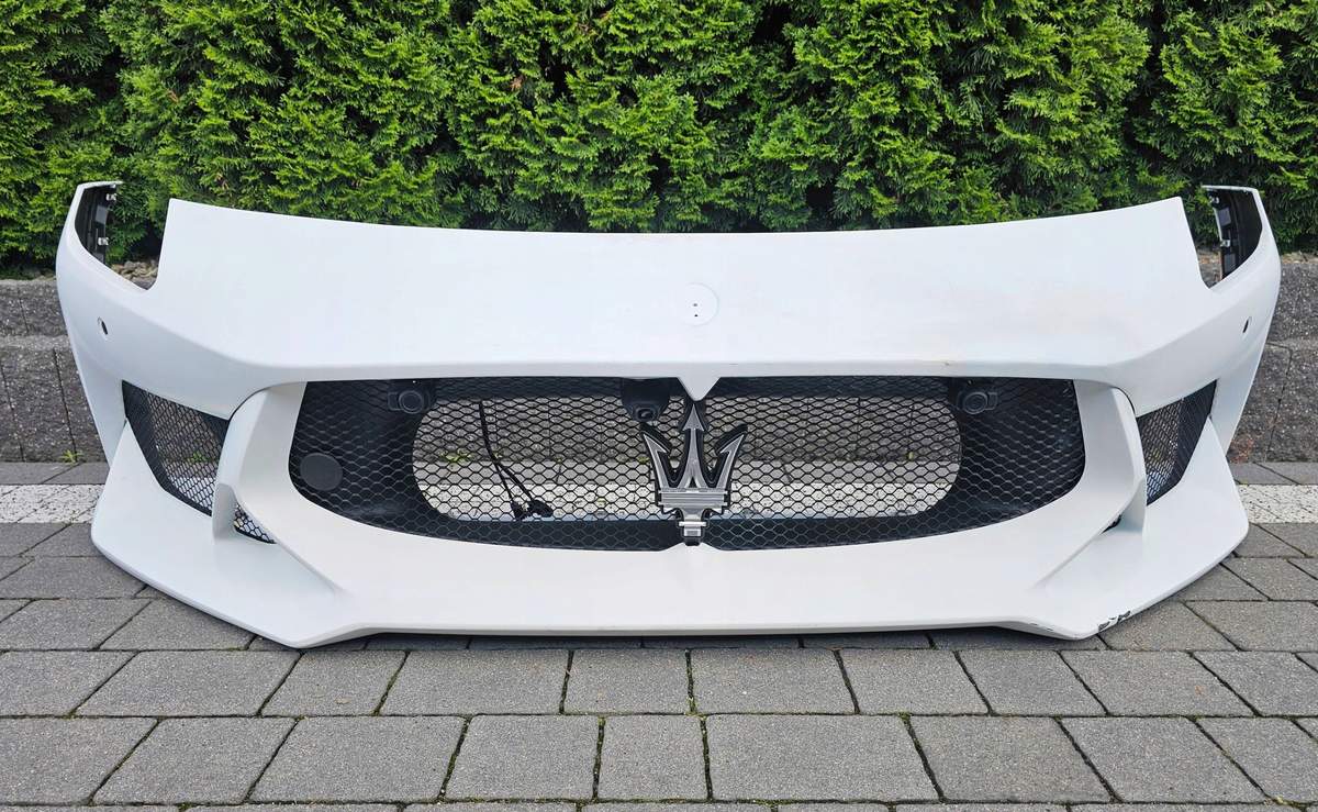 Maserati MC20 GT2 Front bumper carbon, OEM, Part number: 06703139080