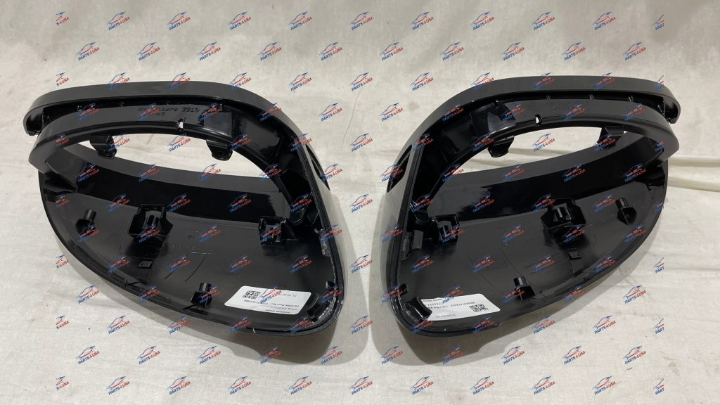 Bentley Flying Spur 2021 Mirror Cover L + R Part Number: 232637161