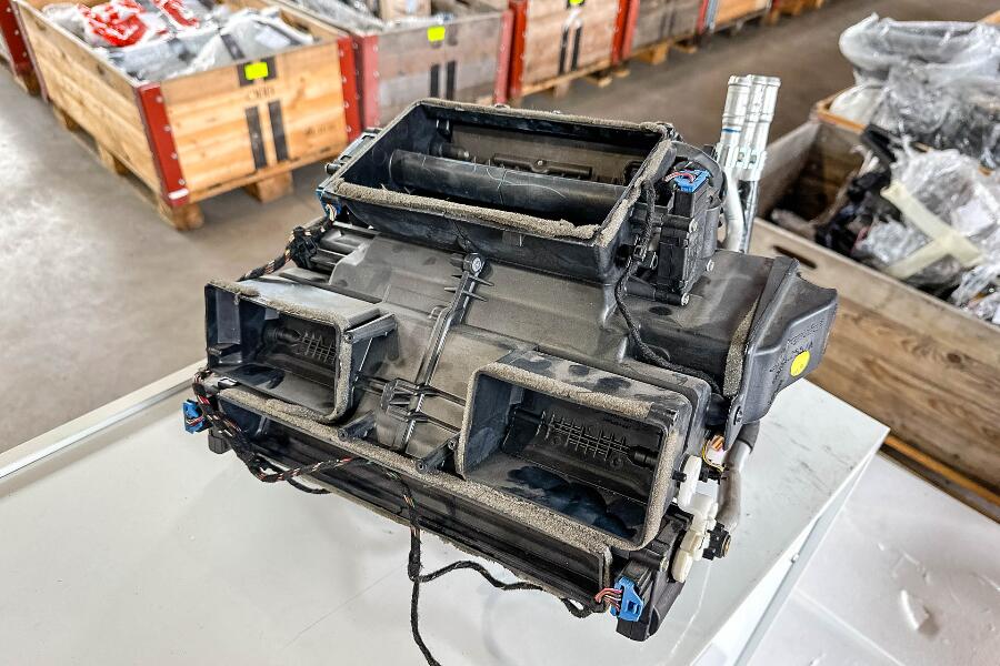 Lamborghini Gallardo climate box, OEM, Part number: 400820351A