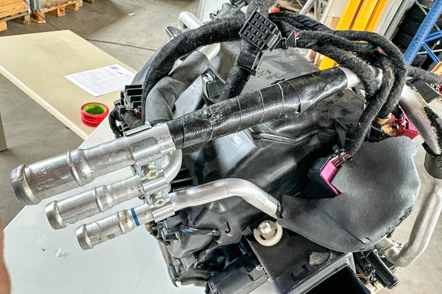 Lamborghini Gallardo climate box, OEM, Part number: 400820351A
