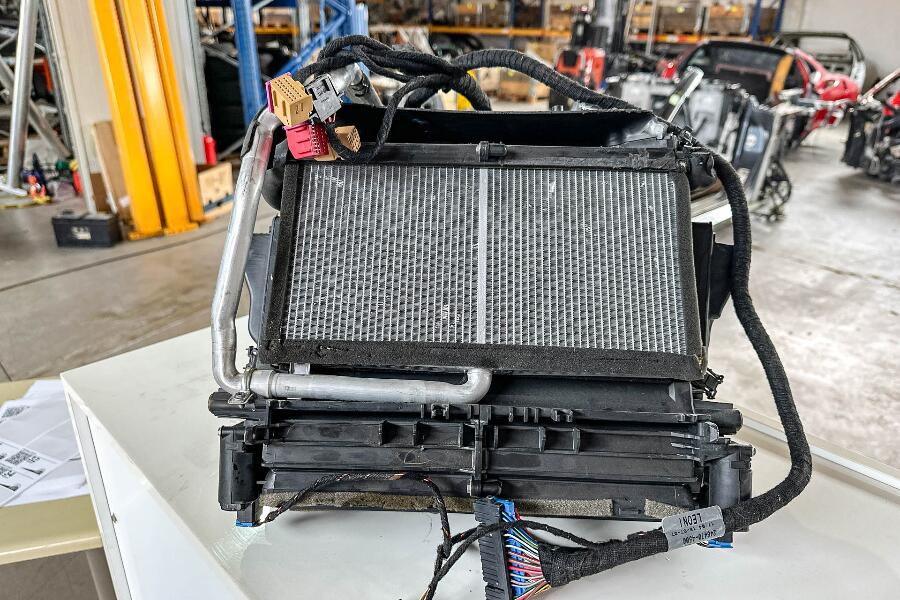 Lamborghini Gallardo climate box, OEM, Part number: 400820351A