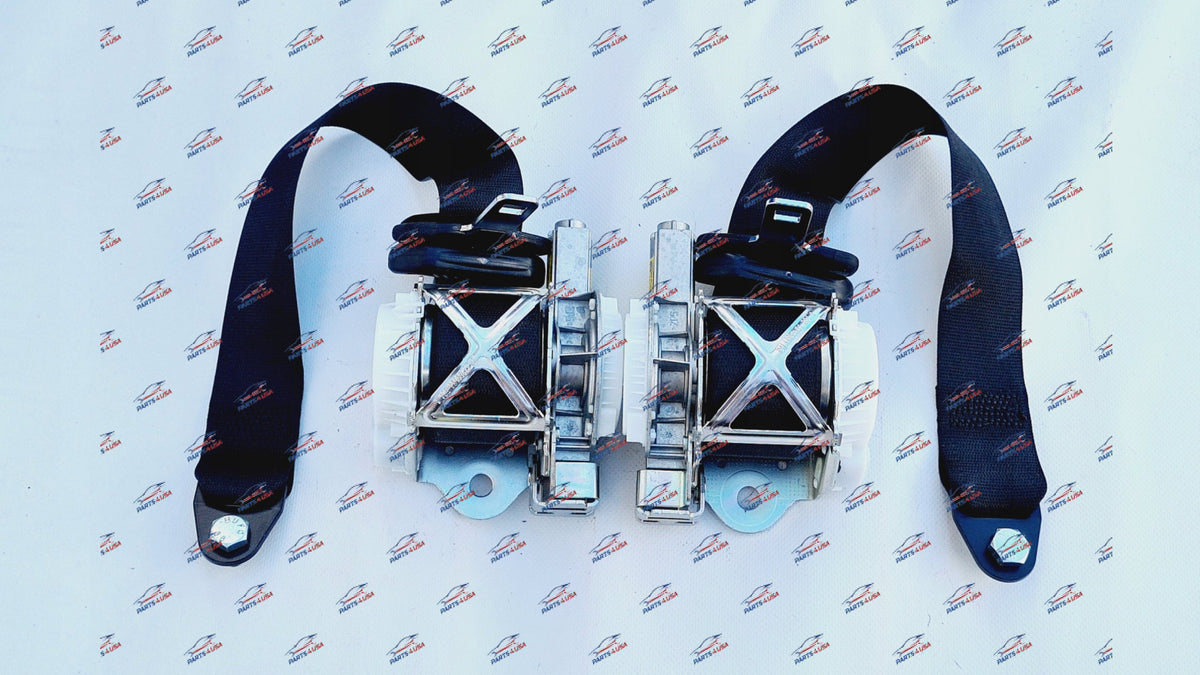 Ferrari 458 488 Front Seatbelt Oem Part L + R Number: 84466400