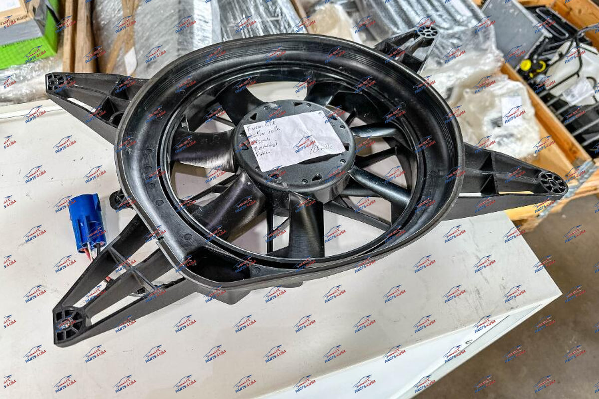 Ferrari 458 Italia spider Electric Fan RH OEM Part number: 275044 - Fan