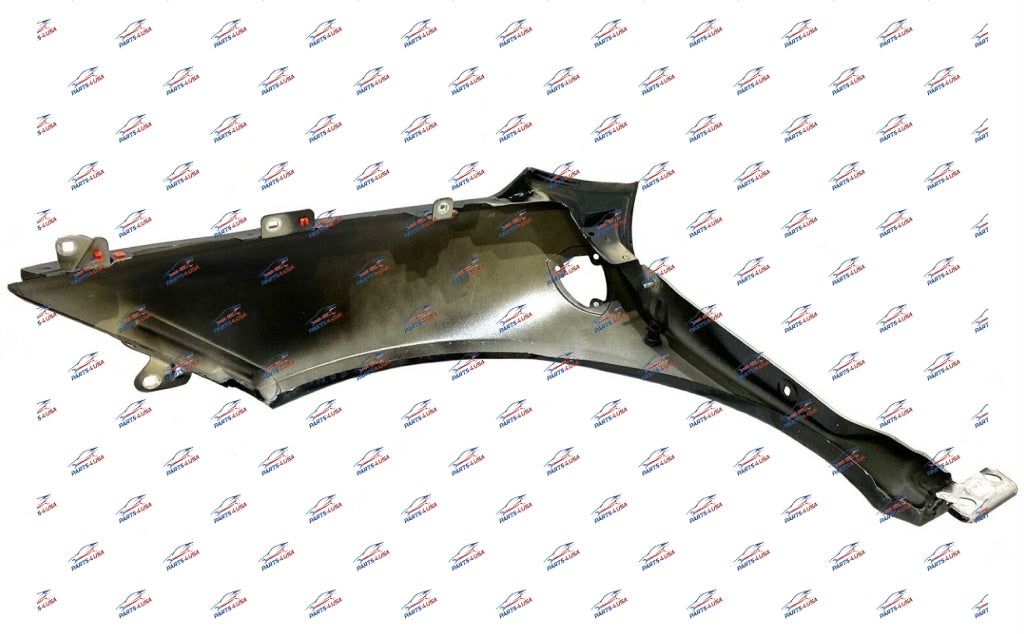 Ferrari 458 Italia / Spider Fender Right Part Number: 85617311