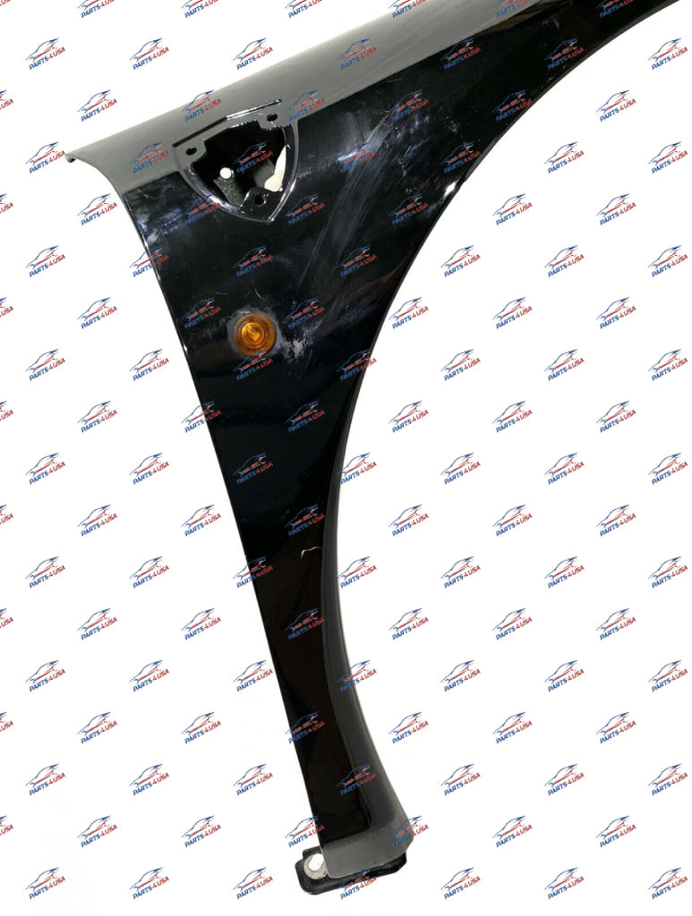 Ferrari 458 Italia / Spider Fender Right Part Number: 85617311