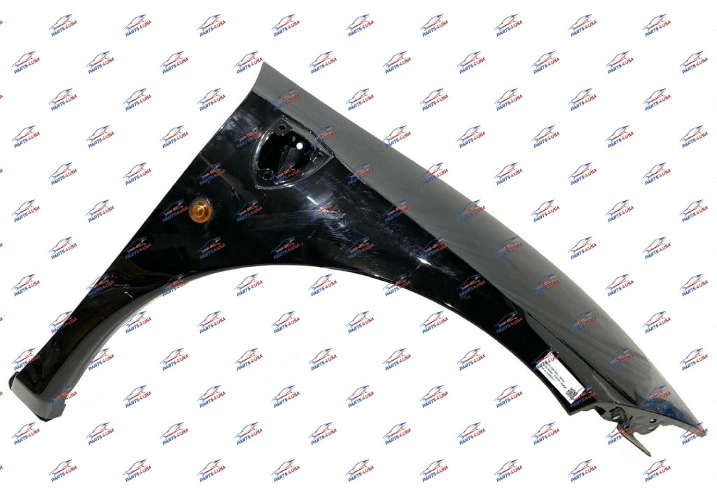Ferrari 458 Italia / Spider Fender Right Part Number: 85617311