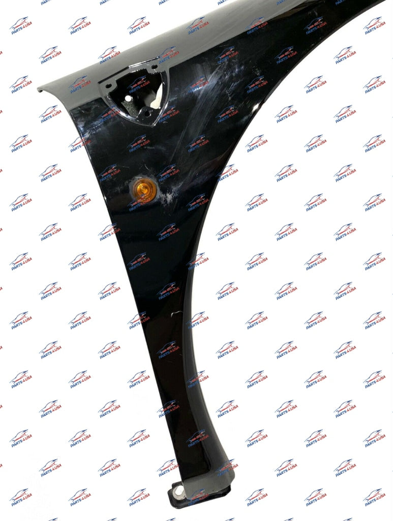 Ferrari 458 Italia / Spider Fender Right Part Number: 85617311