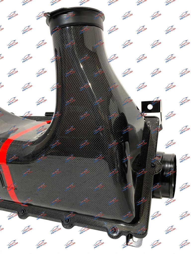 Ferrari 458 Speciale Air filter carbon box complete OEM Part number: 306065 - Air filter