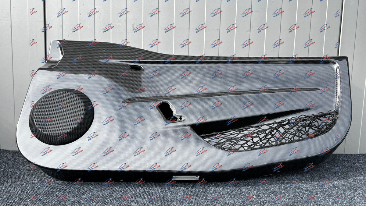 Ferrari 458 Speciale Door Panel Carbon fiber RH OEM Part number: 085973100 - Carbon fiber door panel