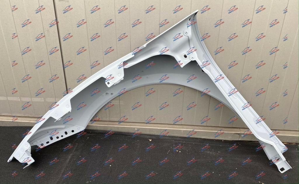 Ferrari 488 Gtb / Pista Spider Front Fender Right . Part Number: 87524011