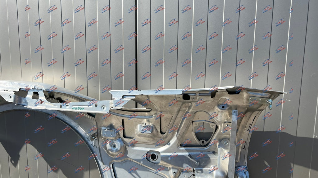 Ferrari 812 Competizione Fender Right Side Part Number:
