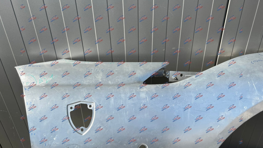 Ferrari 812 Competizione Fender Right Side Part Number: