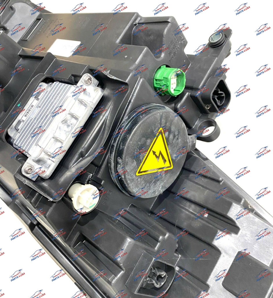 Ferrari F12 Berlinetta Right Headlight Afs Part Number: 275037