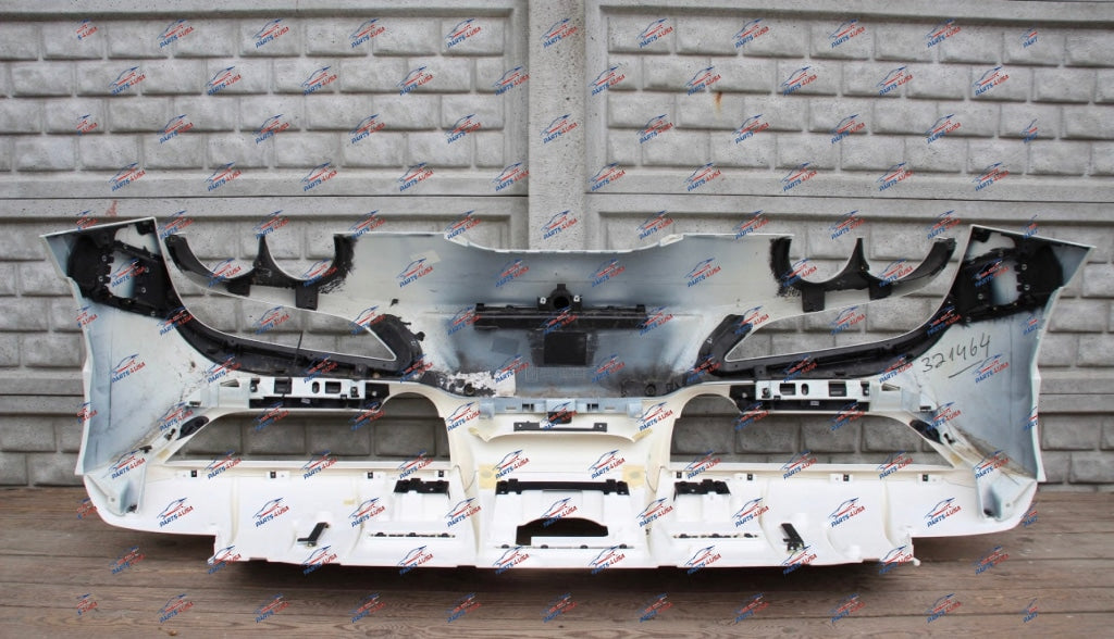 Ferrari F8 Tributo Rear Bumper With Carbon Diffuser Part Number: 985984431